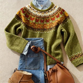 Jasmin | Oliwkowy sweter w liski