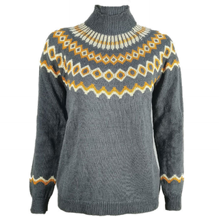Elegancki sweter z golfem