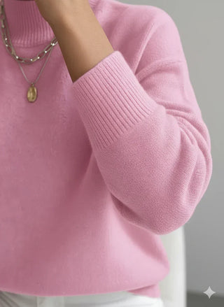 Modny sweter z golfem
