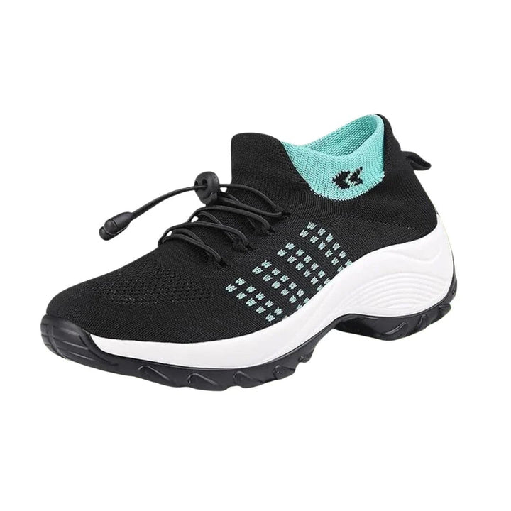 Celina czarne sneakersy z błękitnym detalem