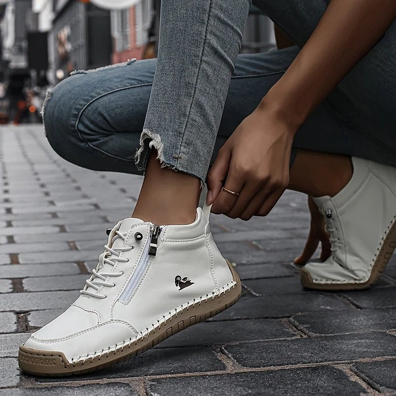 Erika | Ergonomiczne sneakersy za kostkę