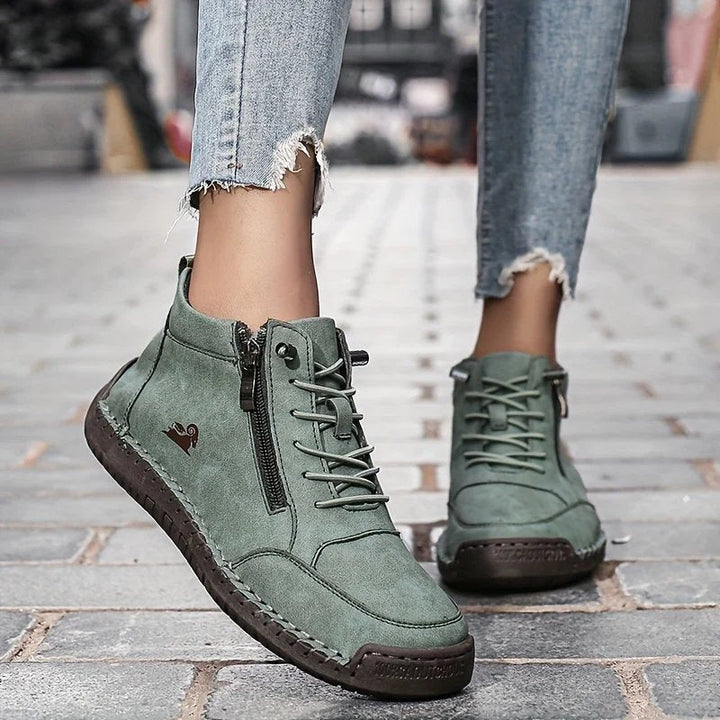 Erika | Ergonomiczne sneakersy za kostkę